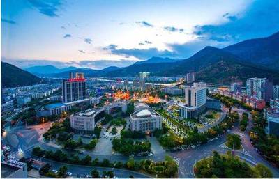 攀枝花市、米易縣被命名為國家園林城市、縣城